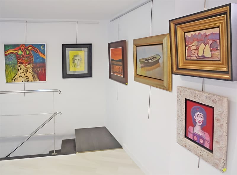  Marcos y Molduras María Eiriz